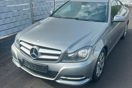 Mercedes-Benz C 180 171.217 km 8.999 &euro; Seligenstadt 63500