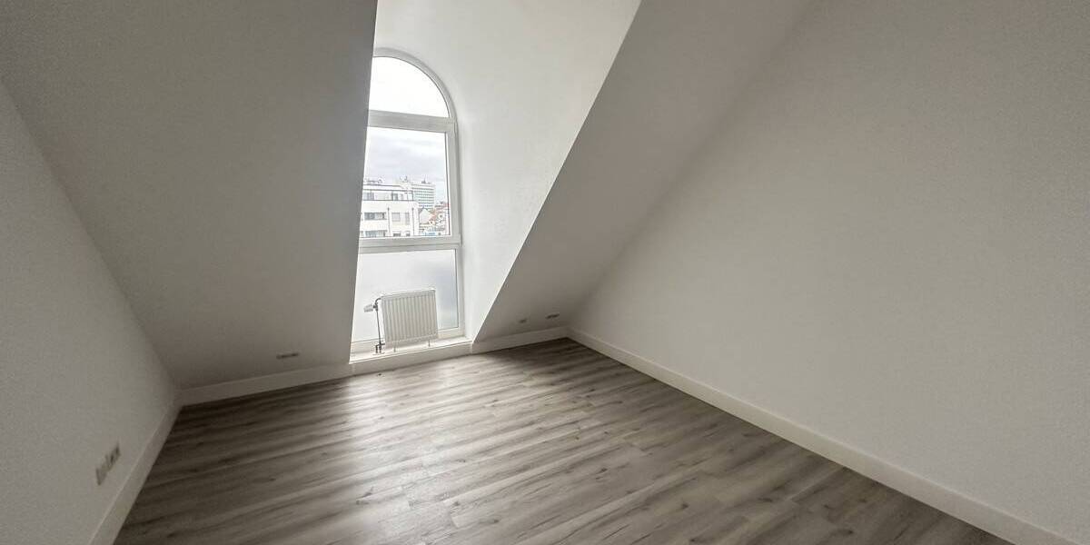 Gewerbeobjekt Hanau Innenstadt - 4 Zimmer, 128 m&sup2;, 1.550&euro; | Angebot:26627319