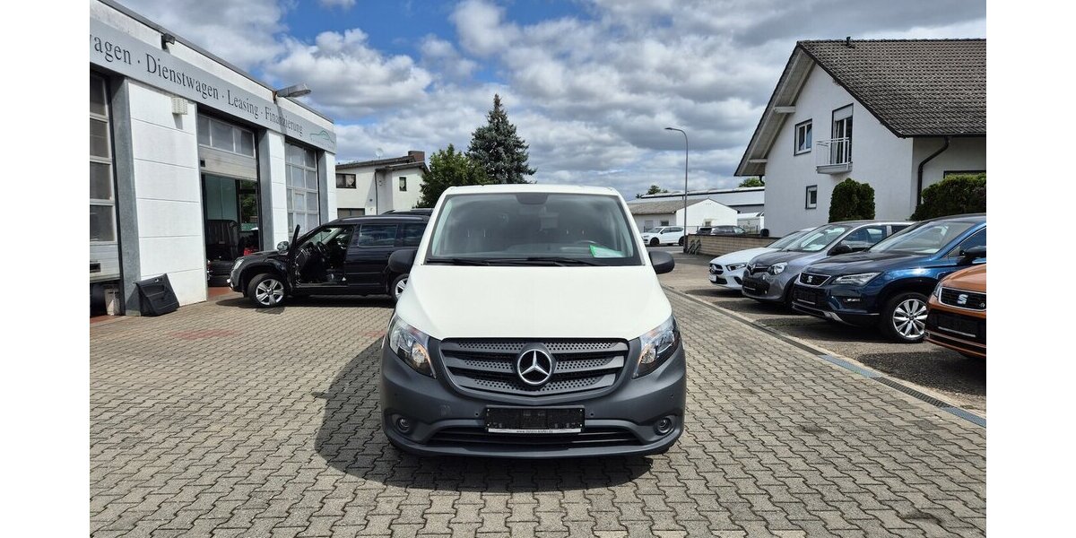 Mercedes-Benz Vito Tourer 114 CDI extralang Pro, 9 Sitzer, 2 Sch 37.038 km 27.890 &euro; Rodgau 63110