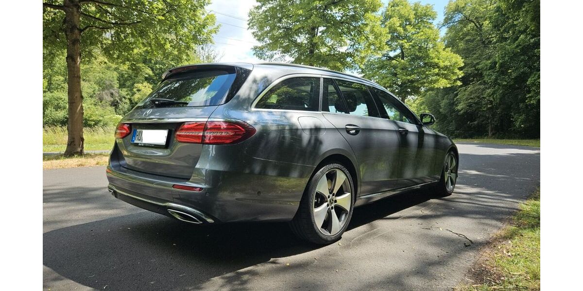 Mercedes-Benz E 400 142.500 km 23.000 &euro; Hanau 63450