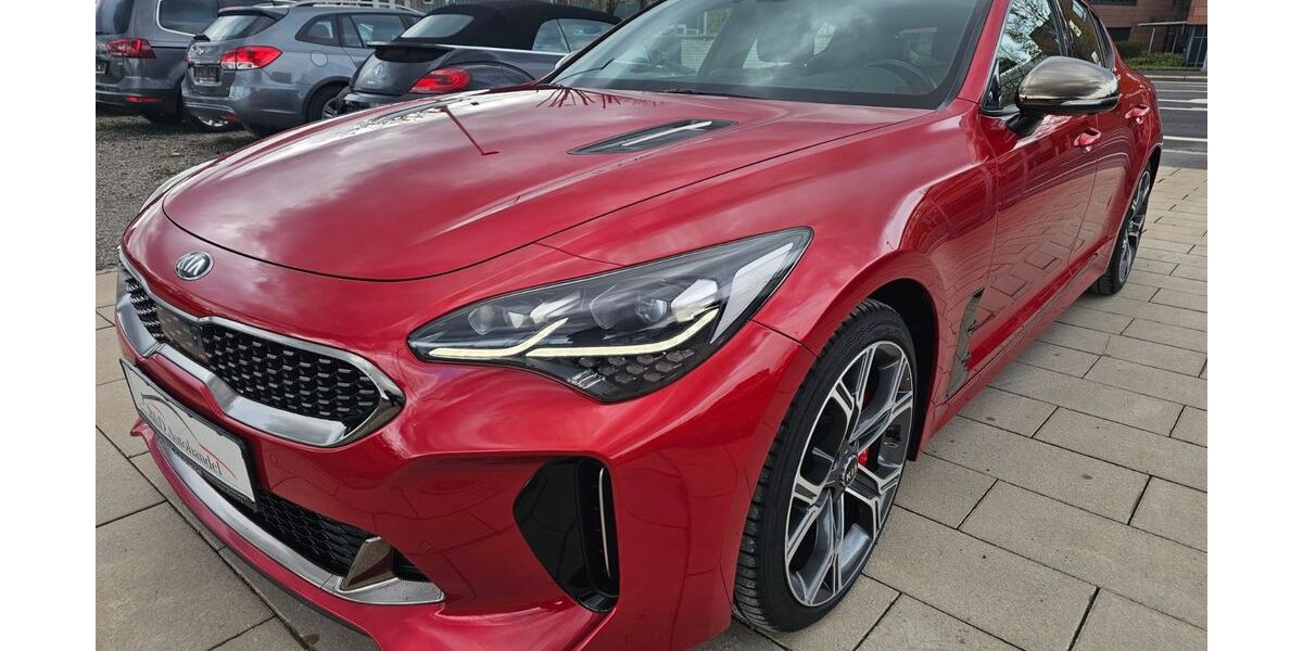 Kia Stinger 95.000 km 25.950 &euro; Aschaffenburg 63741