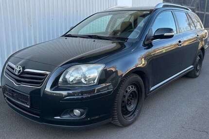 Toyota Avensis 208.000 km 3.300 &euro; Biebergemünd 63599
