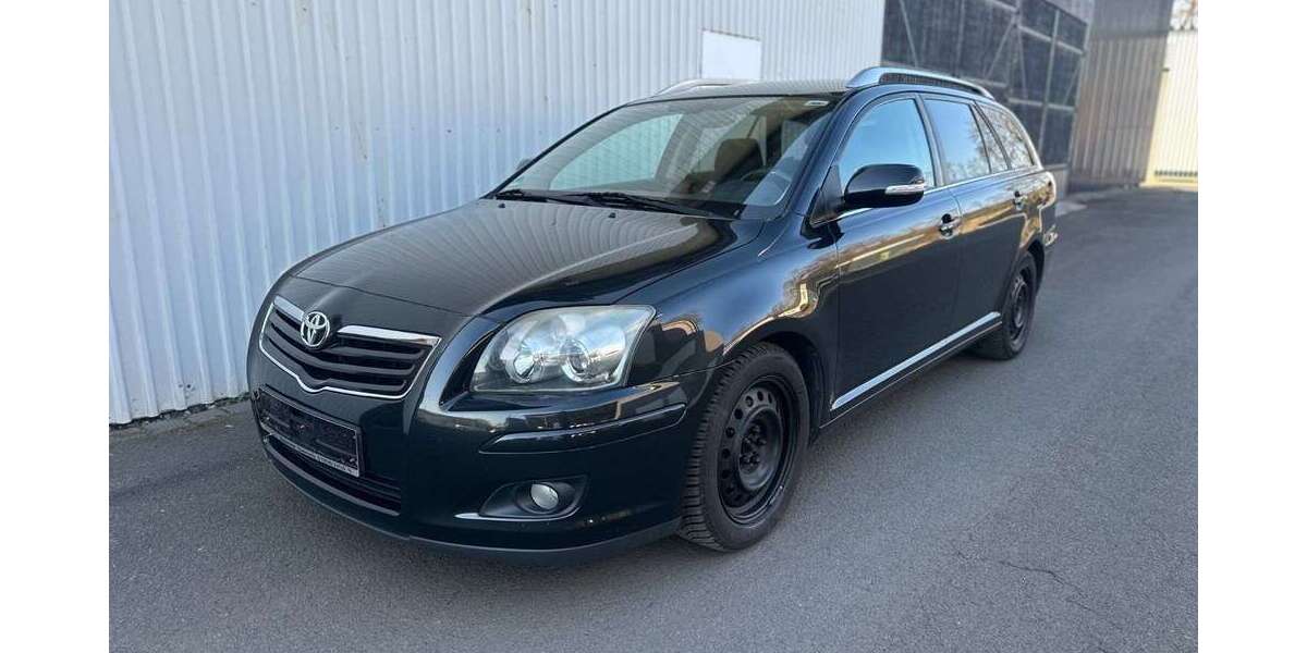Toyota Avensis 208.000 km 3.300 &euro; Biebergemünd 63599