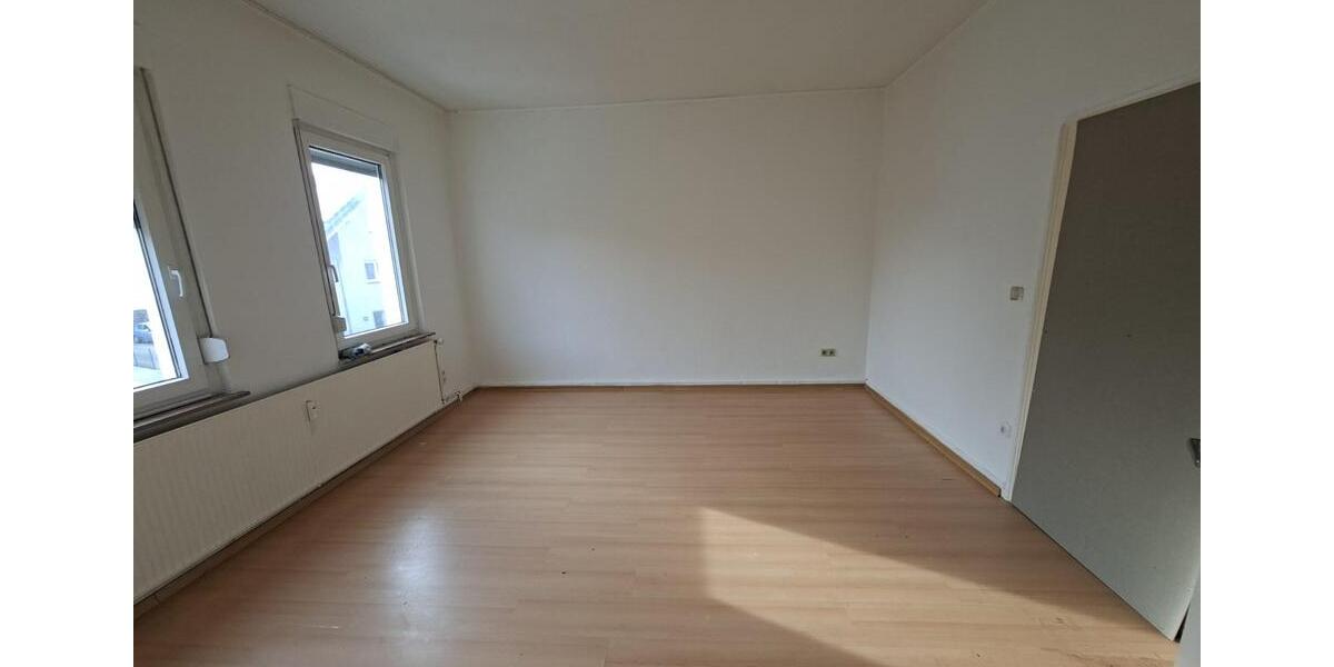 Etagenwohnung Hanau Groß-Steinheim - 2 Zimmer, 60 m&sup2;, 600&euro; | Angebot:25127065