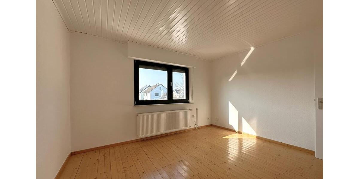 Etagenwohnung Seligenstadt - 3 Zimmer, 75 m&sup2;, 1.050&euro; | Angebot:26224059