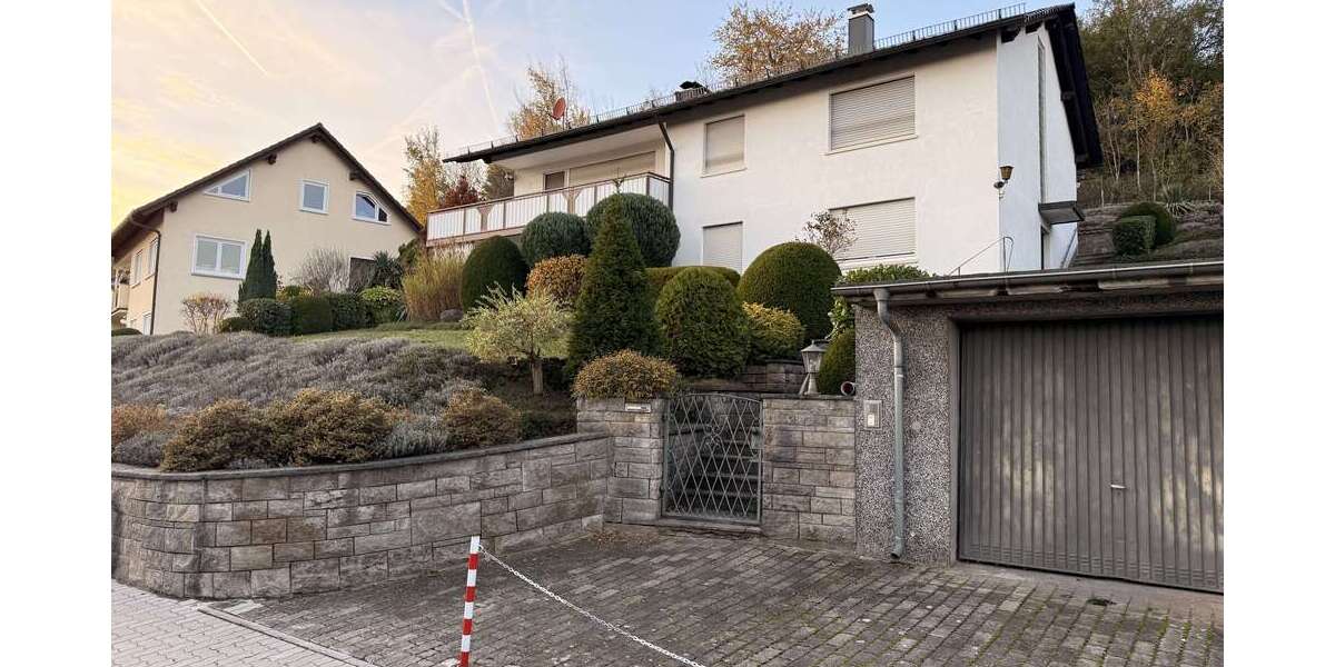 Einfamilienhaus Goldbach - 7 Zimmer, 210 m&sup2;, 690.000&euro; | Angebot:26219938