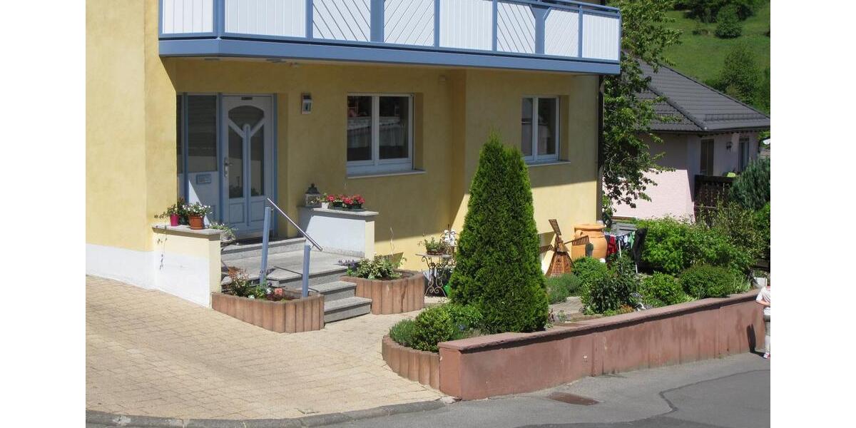 Dachgeschoßwohnung Frammersbach - 3 Zimmer, 35 m&sup2;, 450&euro; | Angebot:25966006
