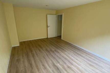 Wohnung Aschaffenburg Österreicher Kolonie - 1 Zimmer, 38 m&sup2;, 332&euro; | Angebot:26187300