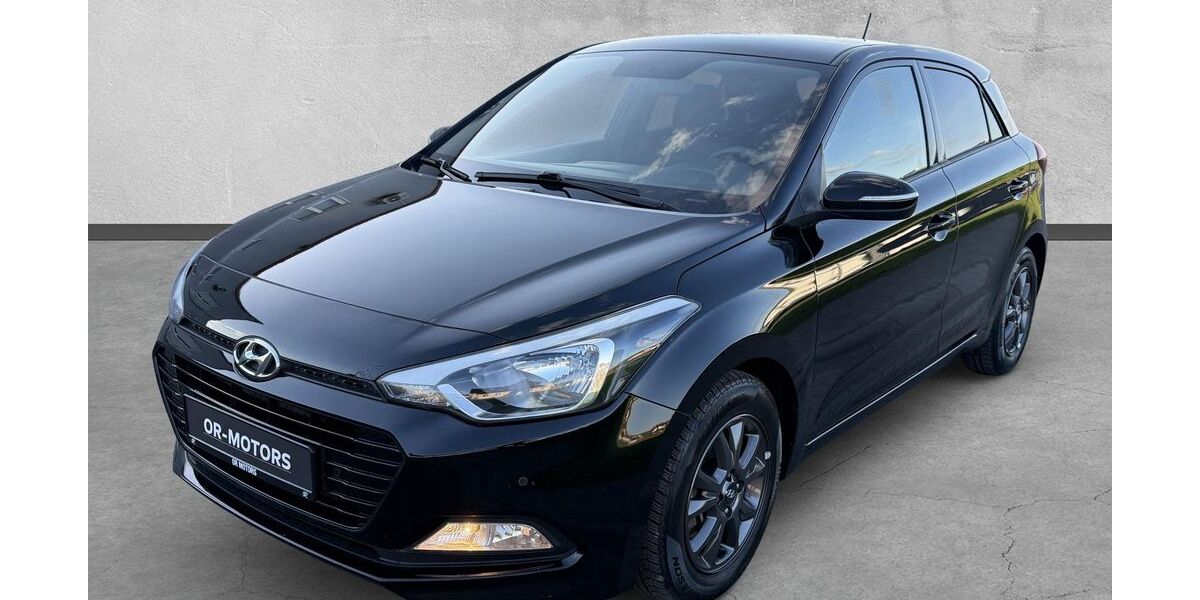 Hyundai i20 17.500 km 11.890 &euro; Großwallstadt 63868