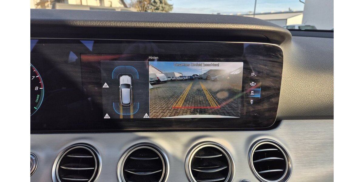 Mercedes-Benz E 300 e T Avantgarde AHK, LED, Rückfahrkamera, App 55.700 km 27.990 &euro; Rodgau 63110