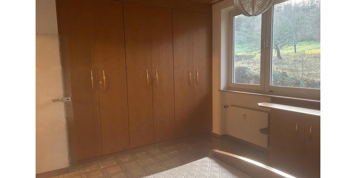 Erdgeschoßwohnung Bessenbach - 2 Zimmer, 135 m&sup2;, 1.100&euro; | Angebot:25722555