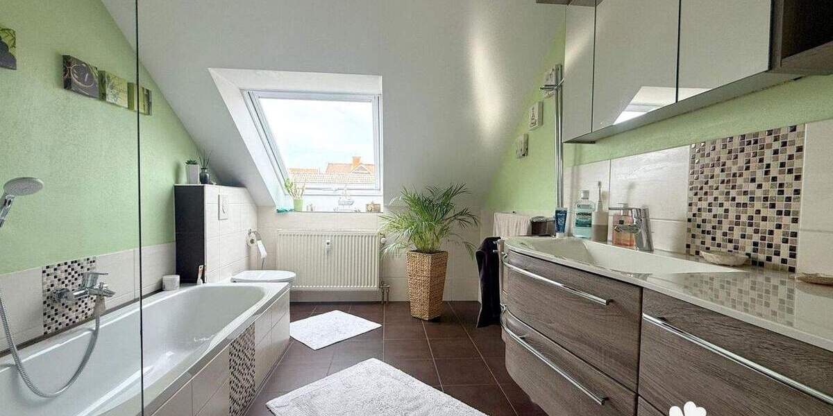 Etagenwohnung Kleinostheim - 4 Zimmer, 101 m&sup2;, 295.000&euro; | Angebot:25739084