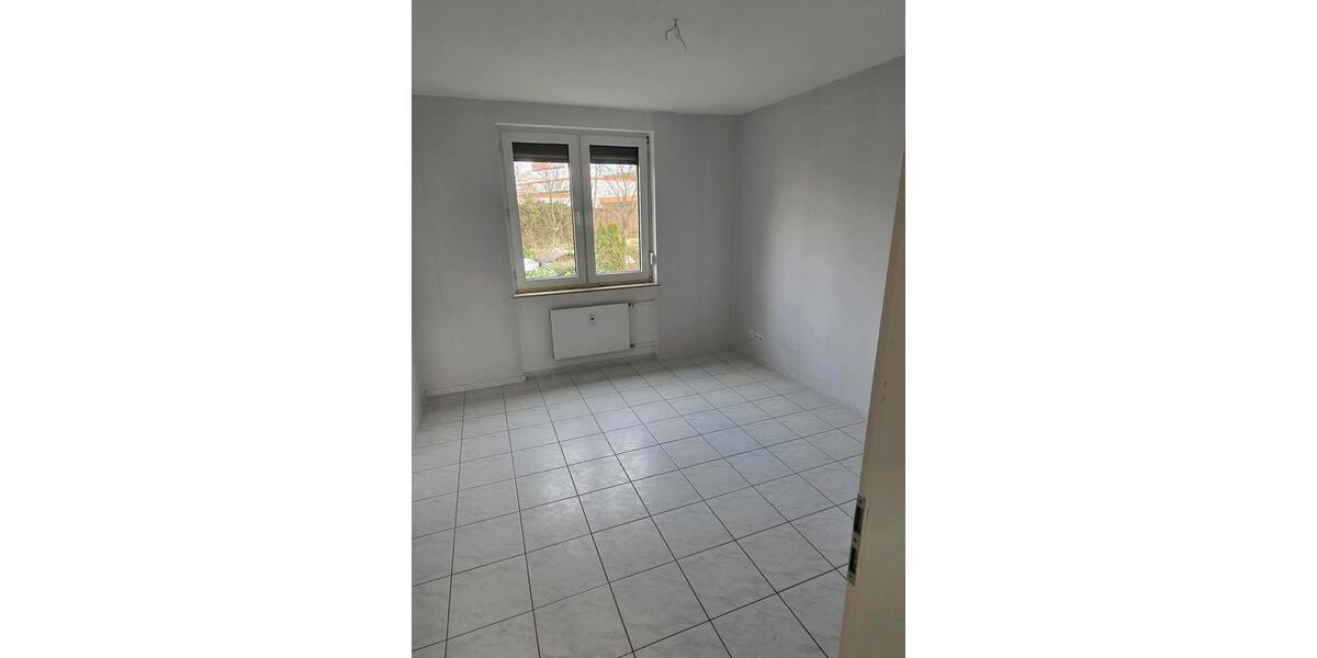 Etagenwohnung Aschaffenburg Damm - 4 Zimmer, 101 m&sup2;, 335.000&euro; | Angebot:25293667
