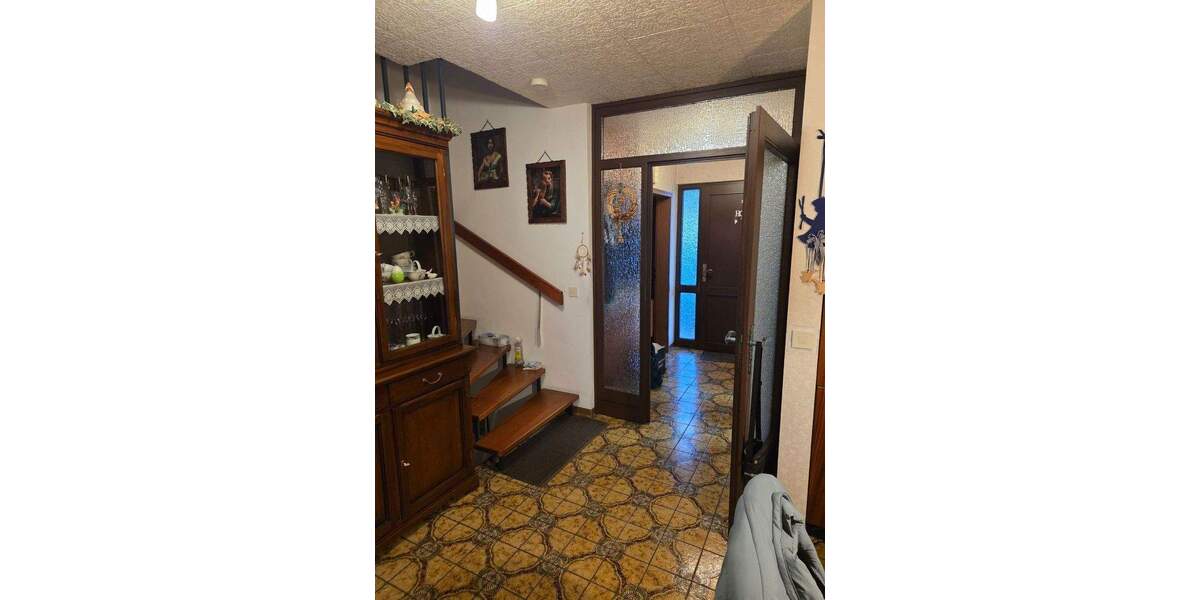 Reihenmittelhaus Aschaffenburg Damm - 5 Zimmer, 135 m&sup2;, 399.000&euro; | Angebot:25749975