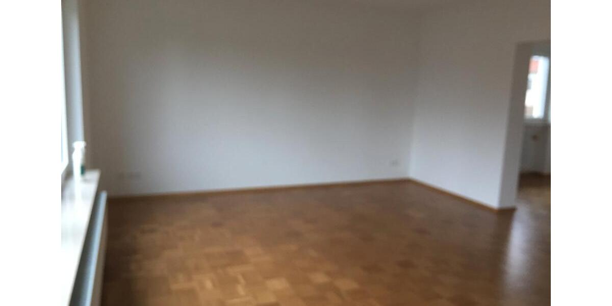 Etagenwohnung Karlstein am Main - 5 Zimmer, 105 m&sup2;, 1.200&euro; | Angebot:26704320