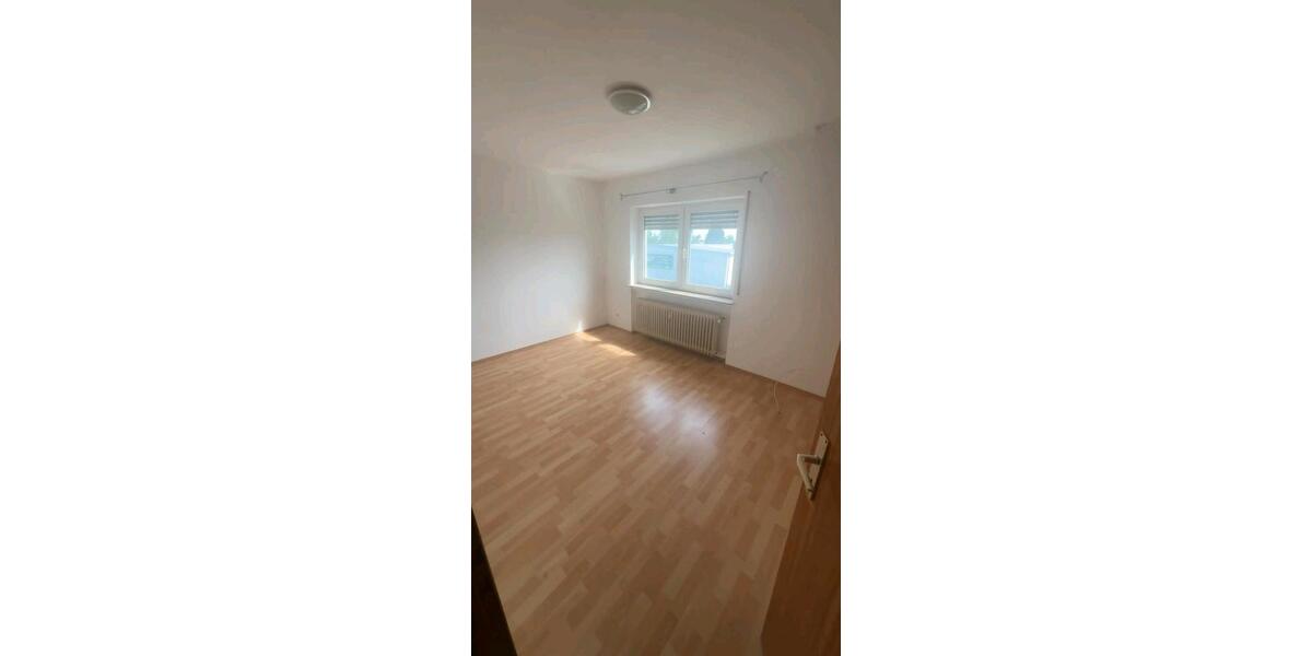 Etagenwohnung Rodgau - 3 Zimmer, 100 m&sup2;, 1.450&euro; | Angebot:26664717
