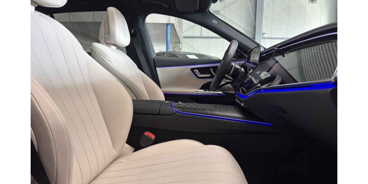 Mercedes-Benz E 300 T e EDITION AMG SUPERSCREEN-4D SOUND- AHK! 11.679 km 62.779 &euro; Groß-Umstadt 64823