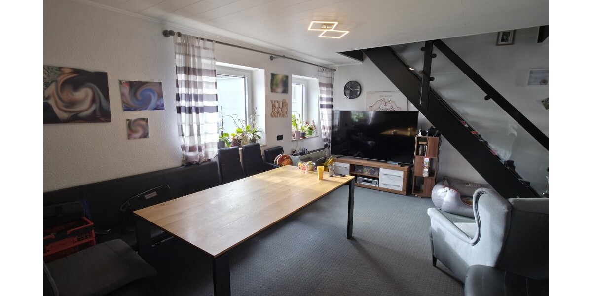 *Großzügige 6-Zi.-Maisonette-Wohnung mit großer Dachterrasse in ruhiger Wohnlage von Mühlheim (OT)* - Maisonettenwohnung Mühlheim | Angebot:23809473