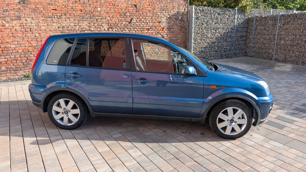 Ford Fusion 100.000 km 3.300 &euro; Aschaffenburg 63741