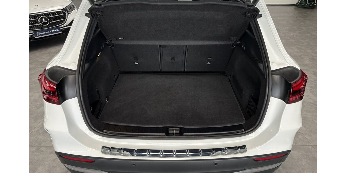 Mercedes-Benz GLA 220 d 4M AMG ADVANCED PLUS-STANDHEIZUNG-360° 19.093 km 46.489 &euro; Groß-Umstadt 64823