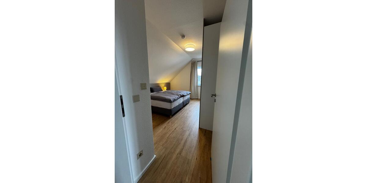 Etagenwohnung Aschaffenburg Damm - 2 Zimmer, 67 m&sup2;, 1.750&euro; | Angebot:25925038