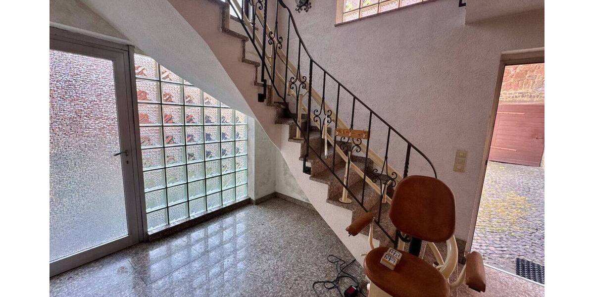 Einfamilienhaus Schaafheim Radheim - 9 Zimmer, 304 m&sup2;, 350.000&euro; | Angebot:26835119