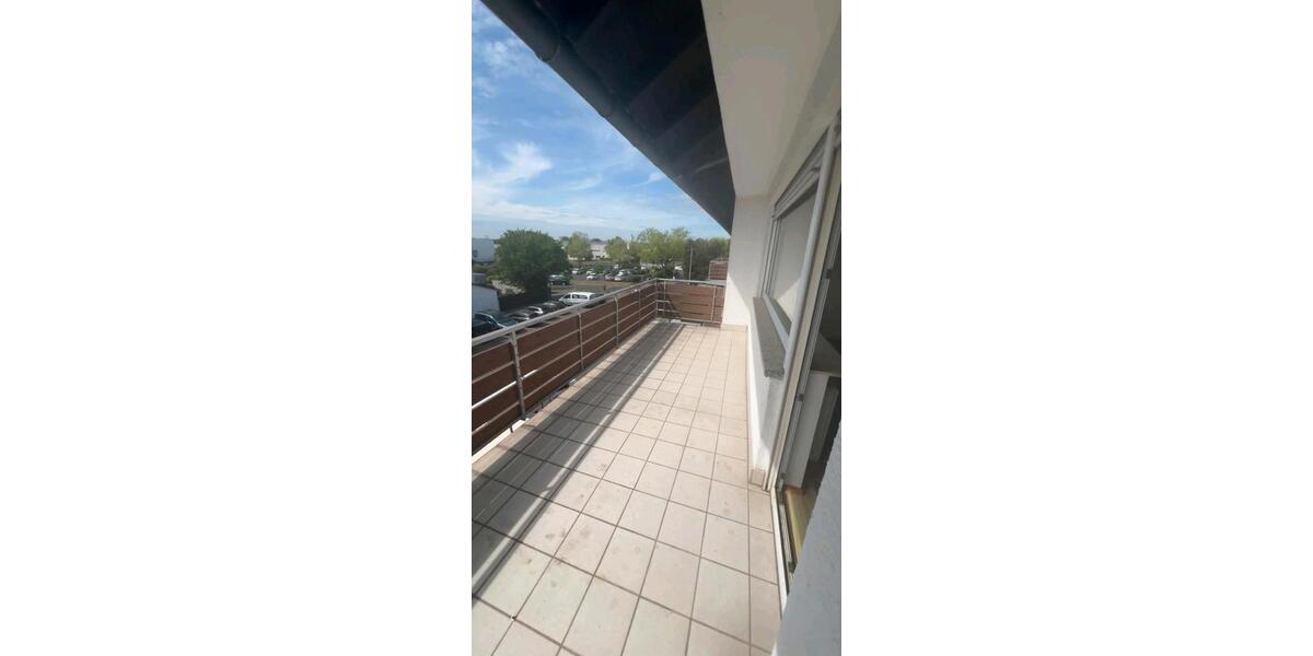 Etagenwohnung Rodgau - 3 Zimmer, 100 m&sup2;, 1.450&euro; | Angebot:26664717