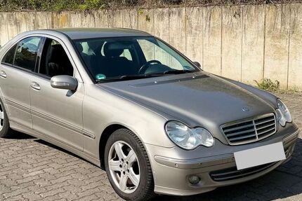 Mercedes-Benz C 220 311.000 km 3.800 &euro; Hainburg 63512