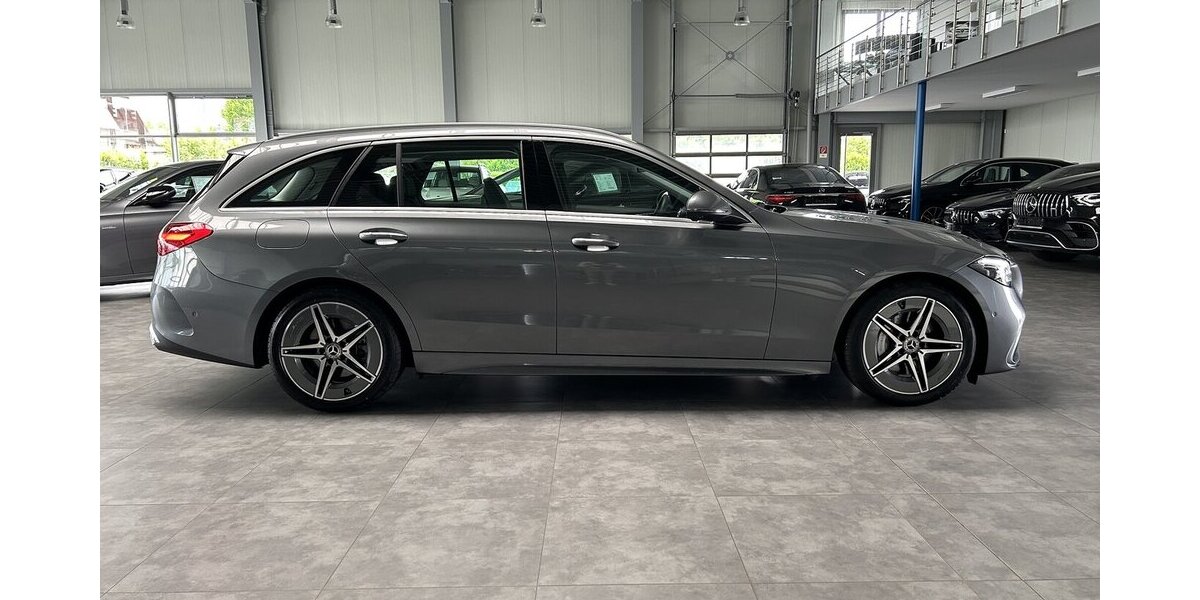 Mercedes-Benz C 200 T AMG PREMIUM DISTRONIC- 360°- KEYLESS GO! 22.672 km 40.439 &euro; Groß-Umstadt 64823