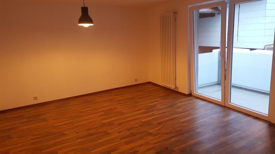 Etagenwohnung Lützelbach - 3 Zimmer, 80 m&sup2;, 580&euro; | Angebot:25639136