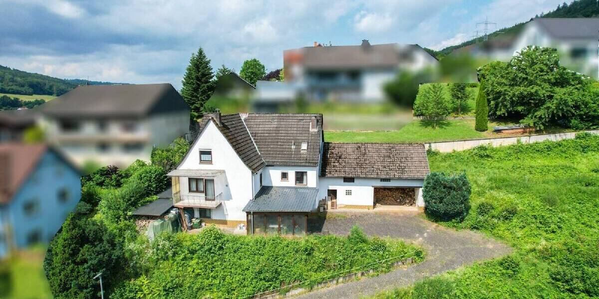 Einfamilienhaus Laufach Hain - 7 Zimmer, 120 m&sup2;, 345.000&euro; | Angebot:25693332