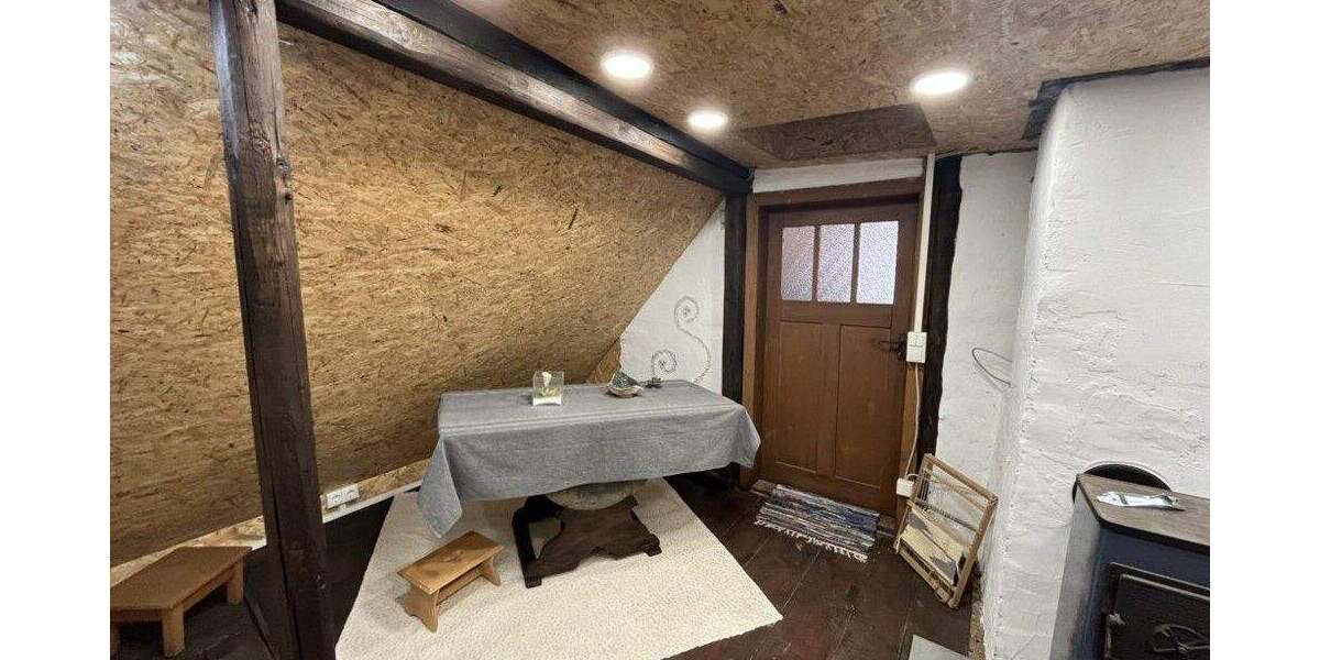 Einfamilienhaus Breuberg / Neustadt Neustadt - 6 Zimmer, 111 m&sup2;, 175.000&euro; | Angebot:25816034