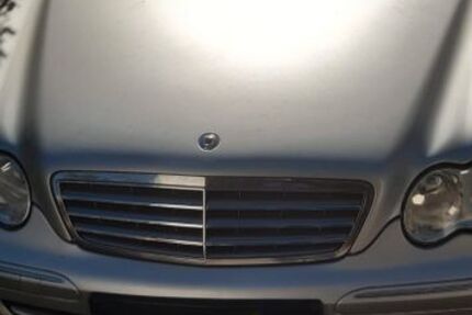 Mercedes-Benz 230 335.000 km 2.600 &euro; Kahl am Main 63796