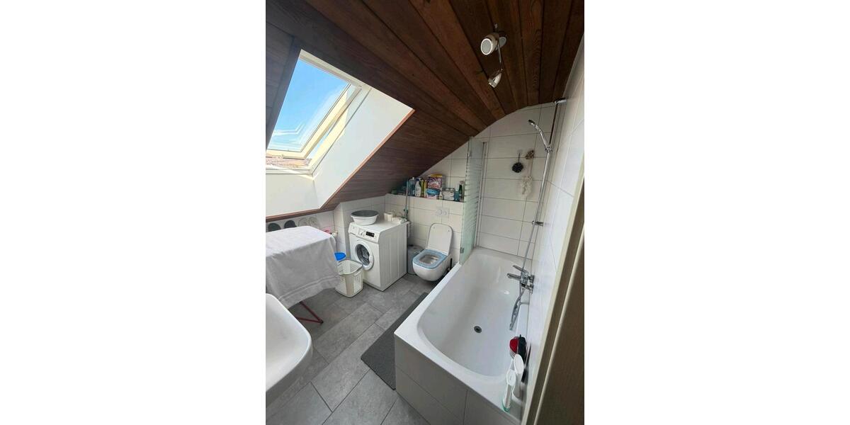 Dachgeschoßwohnung Klingenberg am Main - 3 Zimmer, 62 m&sup2;, 169.000&euro; | Angebot:25306522