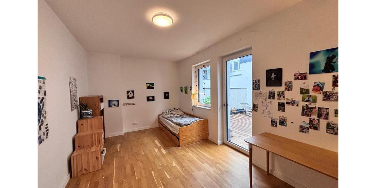Erdgeschoßwohnung Aschaffenburg Österreicher Kolonie - 3 Zimmer, 150 m&sup2;, 1.600&euro; | Angebot:23398199