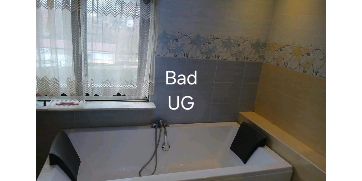 Etagenwohnung Bad König - 4 Zimmer, 120 m&sup2;, 1.150&euro; | Angebot:25204420