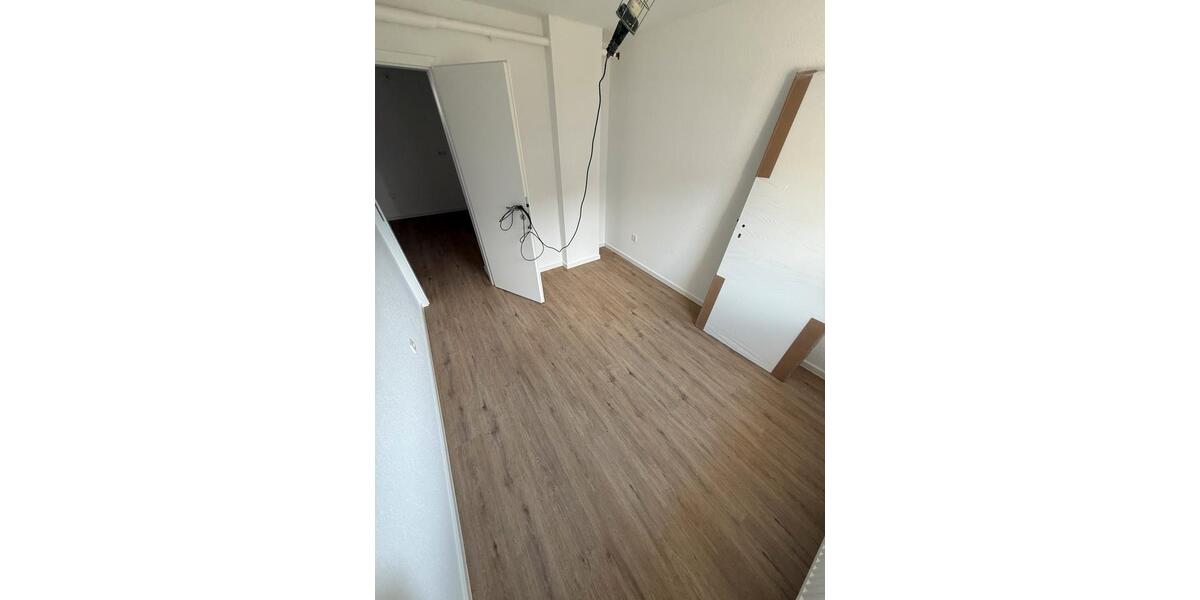 Erdgeschoßwohnung Leidersbach - 2 Zimmer, 75 m&sup2;, 700&euro; | Angebot:26326291