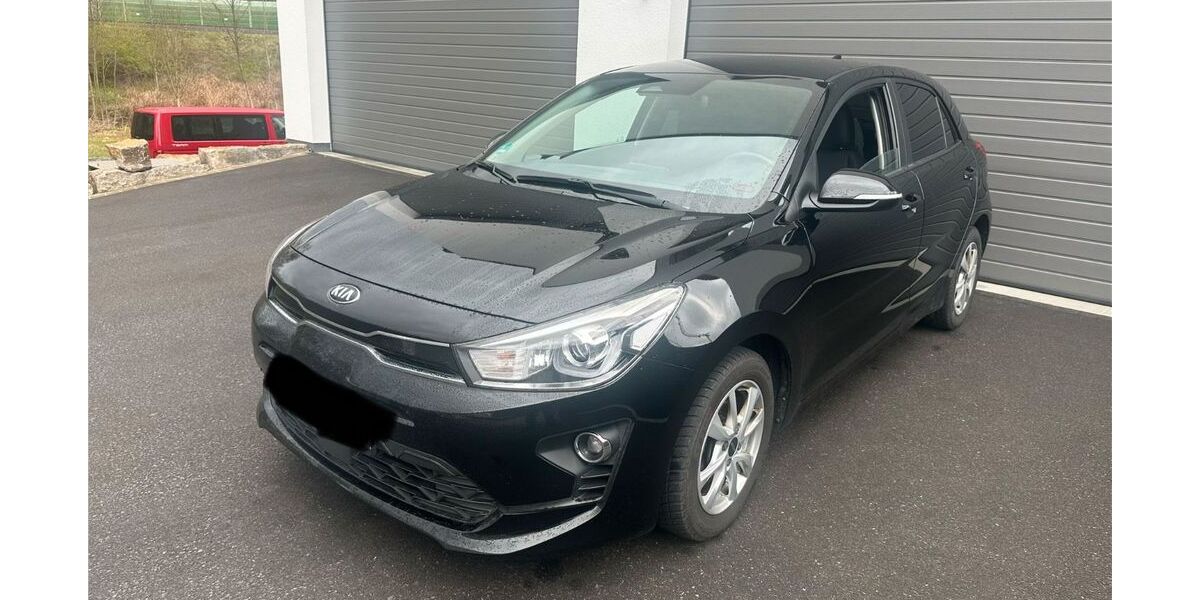 Kia Rio 49.300 km 11.999 &euro; Laufach 63846