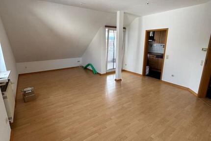 Wohnung Großwallstadt - 2 Zimmer, 60 m&sup2;, 750&euro; | Angebot:26019894
