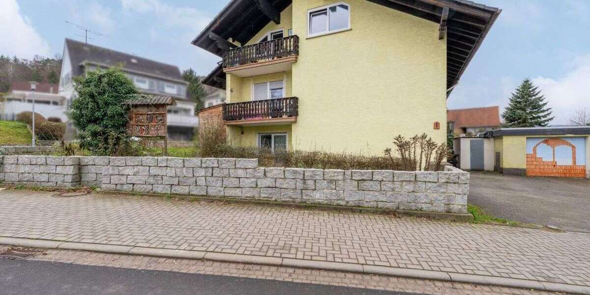 Einfamilienhaus Breuberg - 11 Zimmer, 318 m&sup2;, 499.000&euro; | Angebot:25209764