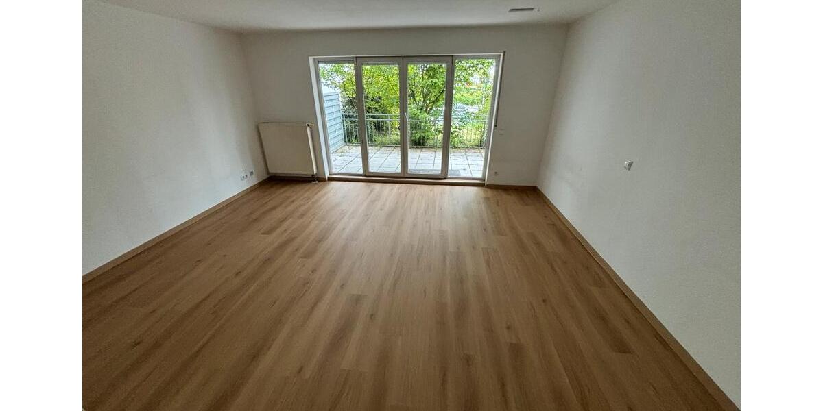 Hochparterre Hanau Großauheim - 3 Zimmer, 90 m&sup2;, 1.615&euro; | Angebot:26663185