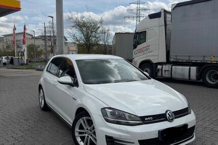 VW Golf 188.000 km 10.990 &euro; Aschaffenburg 63741