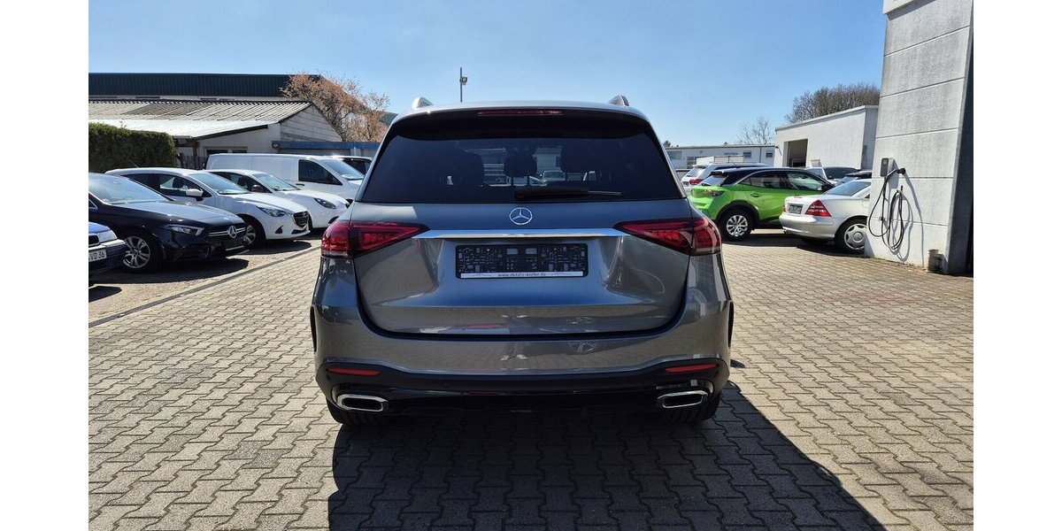 Mercedes-Benz GLE 400 d 4M AMG Line AHK Panorama Rückfahrkamera 83.401 km 57.890 &euro; Rodgau 63110