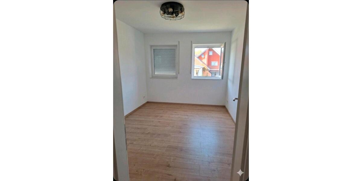 Etagenwohnung Heimbuchenthal - 3 Zimmer, 106 m&sup2;, 950&euro; | Angebot:26278940