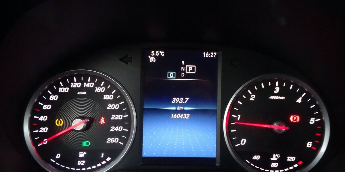 Mercedes-Benz GLC 400 d 4M Rückfahrkamera, LED-Scheinwerfer, Nav 160.000 km 28.890 &euro; Rodgau 63110