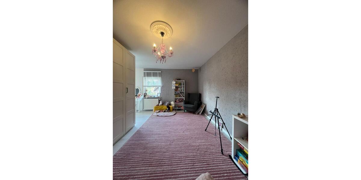 Reihenhaus Mömbris - 5 Zimmer, 175 m&sup2;, 420.000&euro; | Angebot:23808954