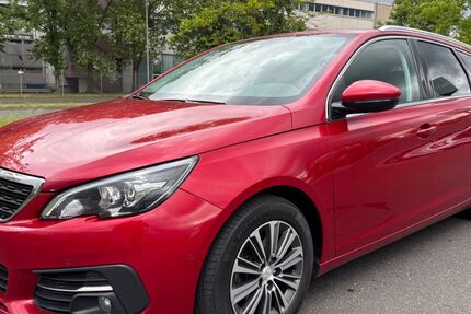Peugeot 308 157.250 km 7.650 &euro; Aschaffenburg 63741