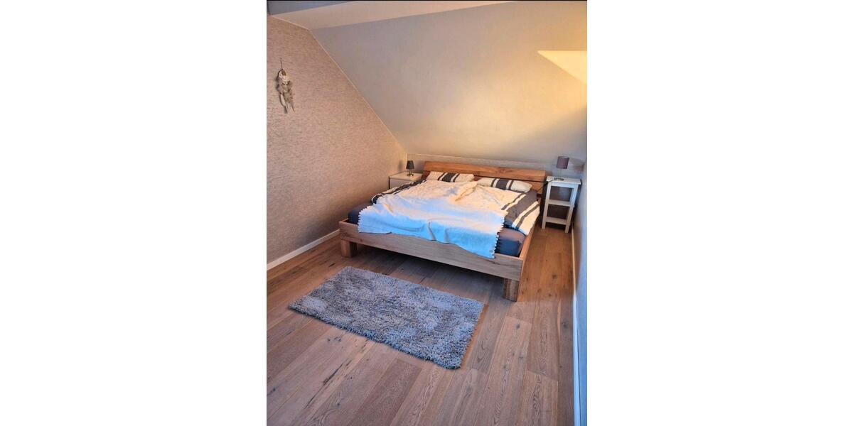 Dachgeschoßwohnung Reinheim - 4 Zimmer, 93 m&sup2;, 1.250&euro; | Angebot:26254498