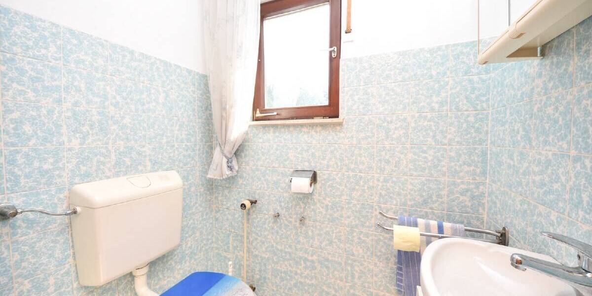 Einfamilienhaus Laufach Hain - 7 Zimmer, 120 m&sup2;, 345.000&euro; | Angebot:25693332