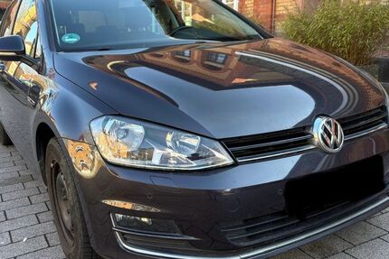 VW Golf 109.000 km 8.500 &euro; Heusenstamm 63150